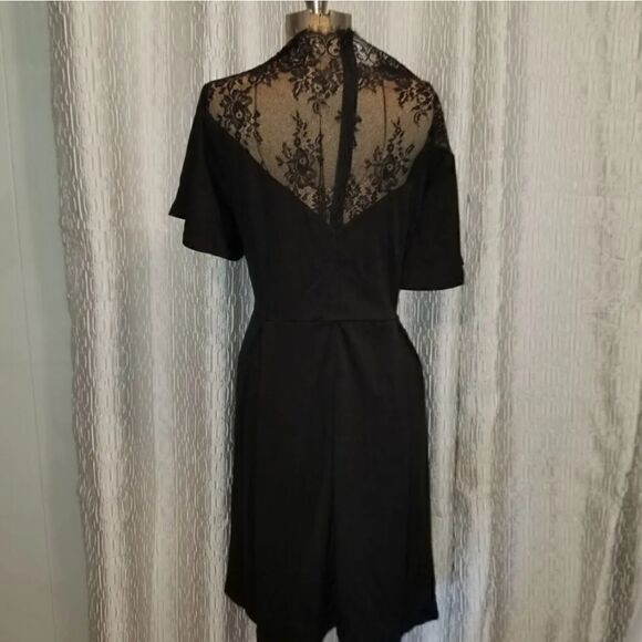 NWT Scarlet Darkness  Gothic Flutter Sleeve Lace Neck A-Line Dress Sz-22W - Picture 6 of 12